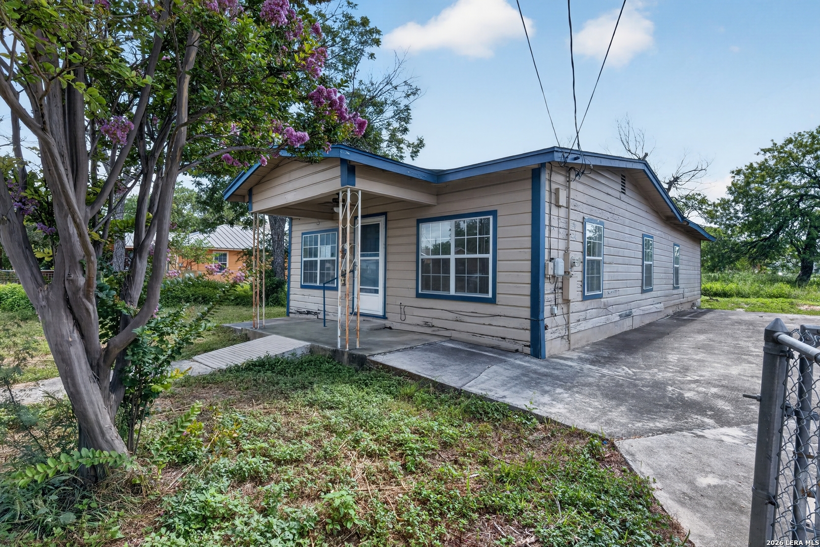 2107 El Jardin San Antonio TX 78237
