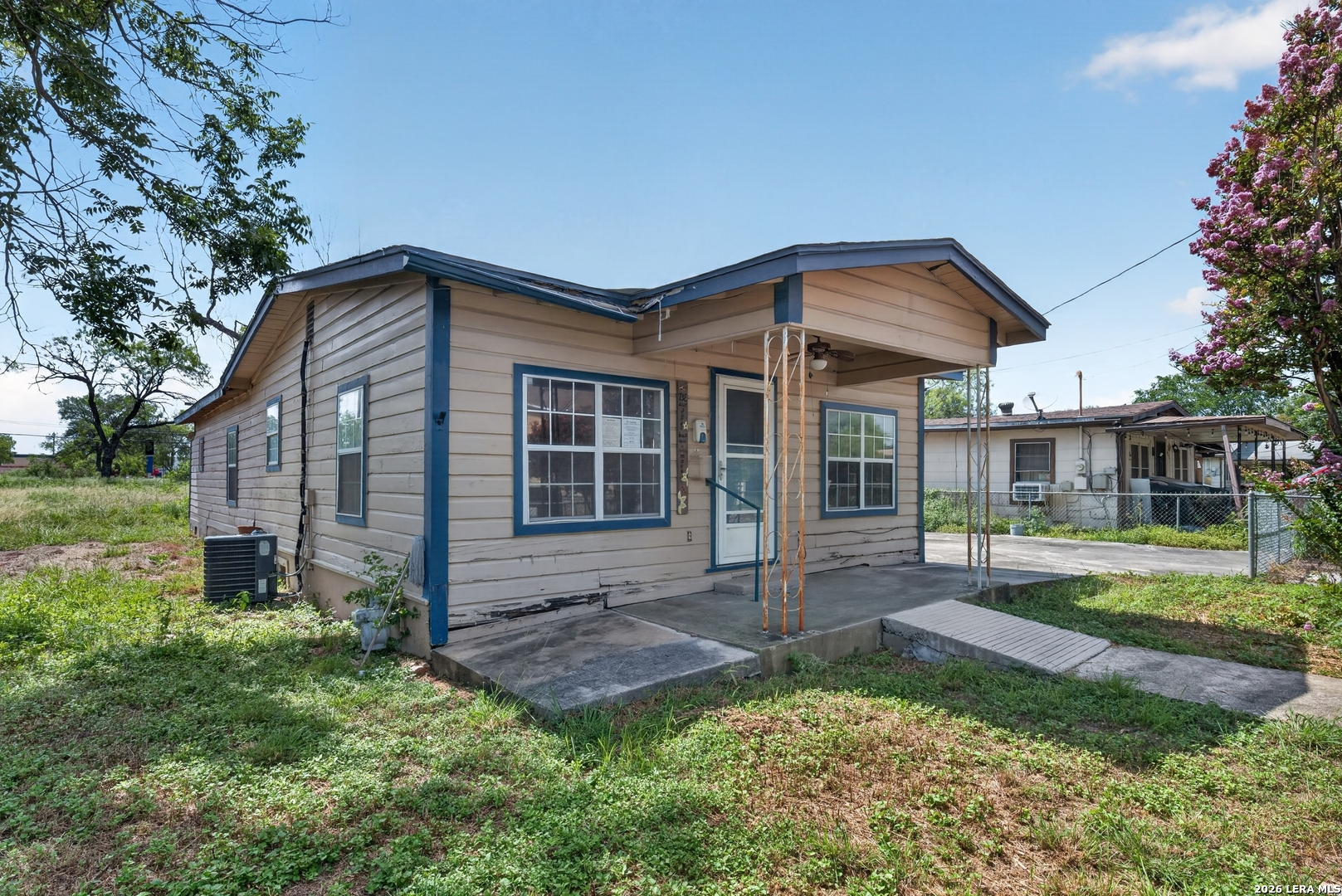 2107 El Jardin San Antonio TX 78237