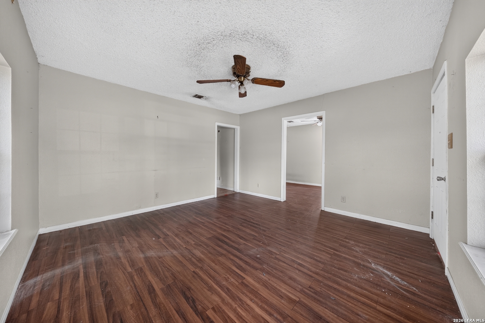 2107 El Jardin San Antonio TX 78237
