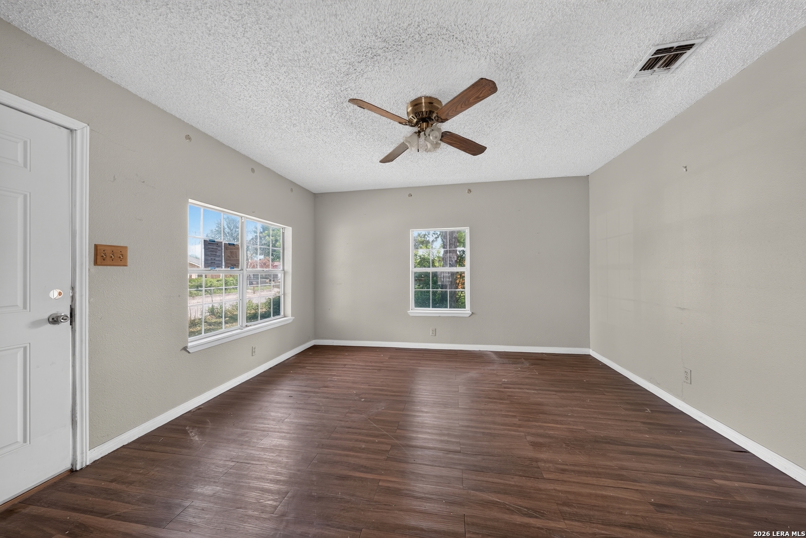 2107 El Jardin San Antonio TX 78237