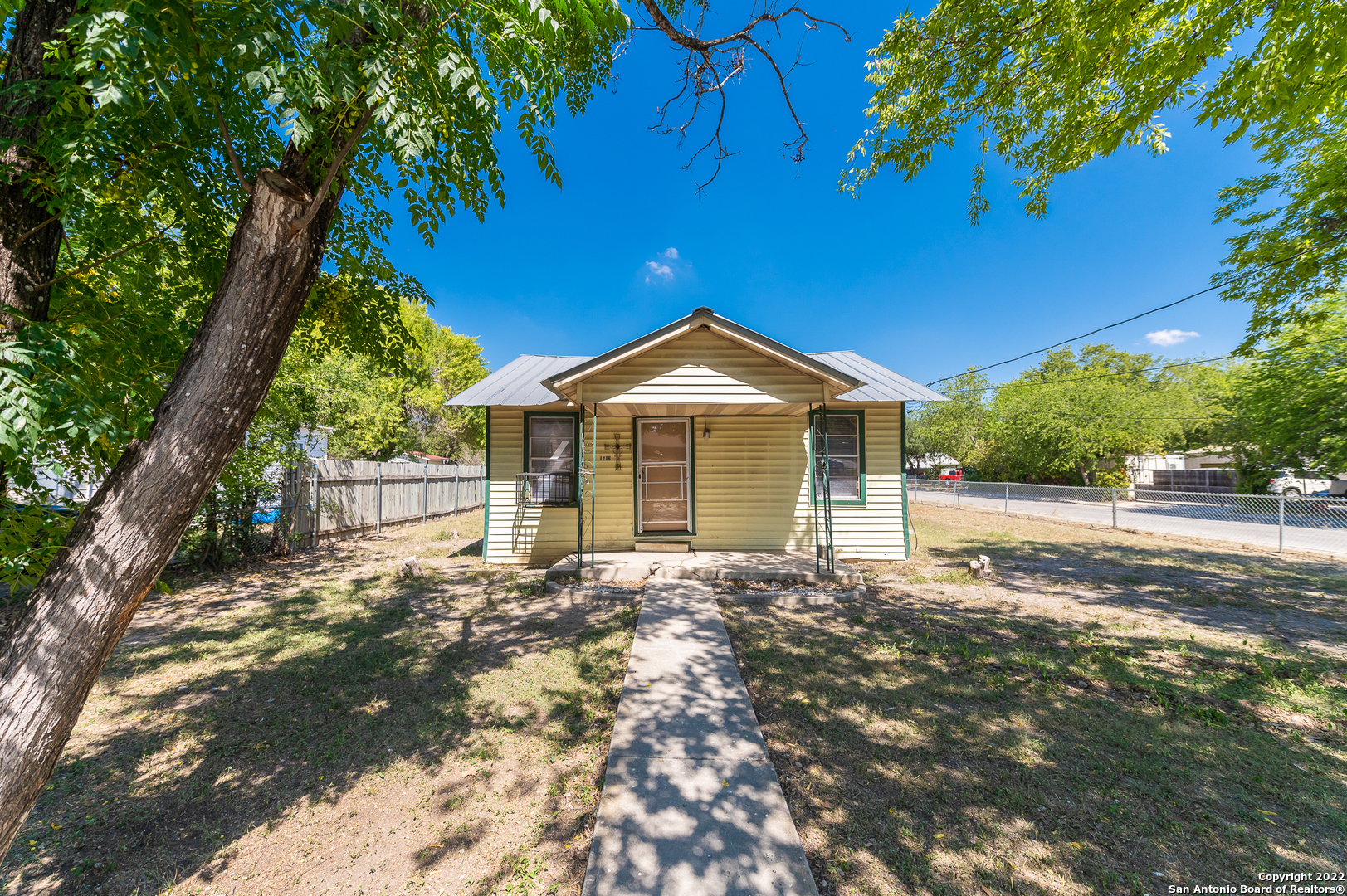 1503 W Harding Boulevard San Antonio TX 78221
