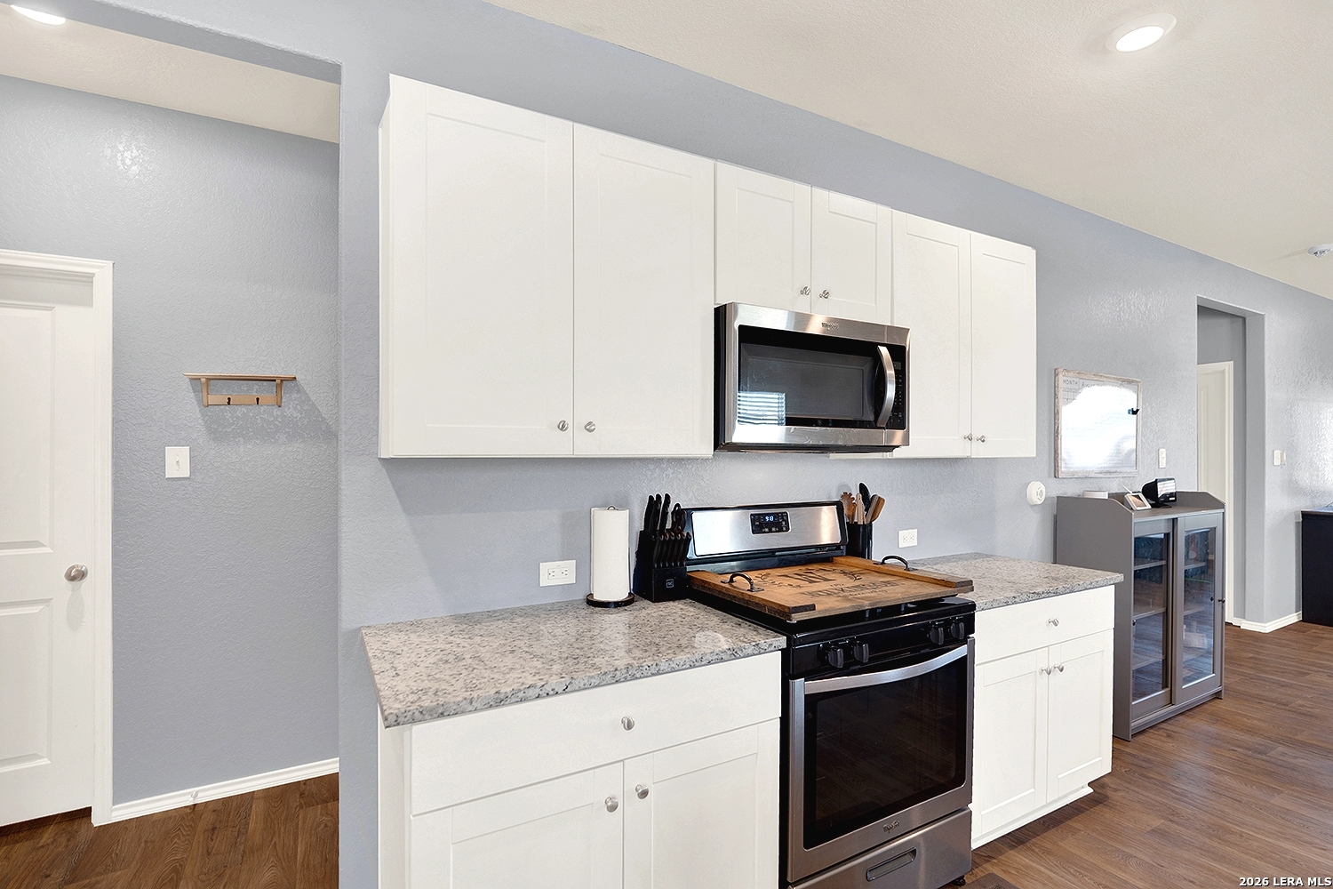 4347 Lake Ritter St Hedwig TX 78152