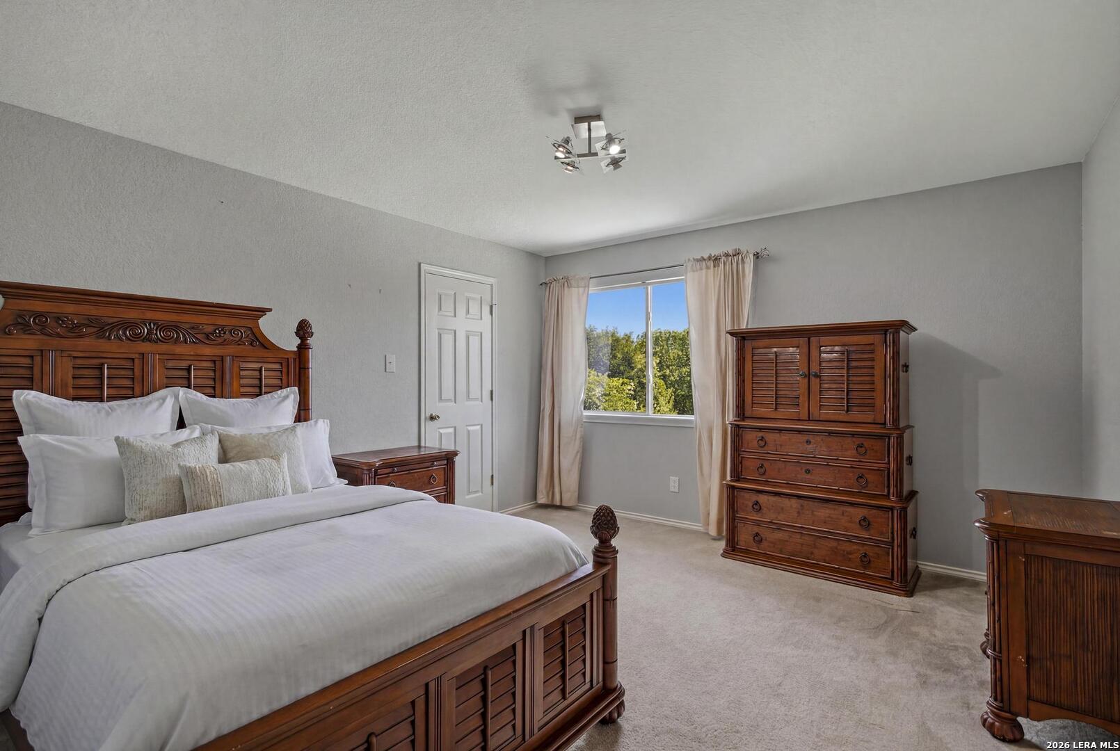 8943 Burnt Path Helotes TX 78023