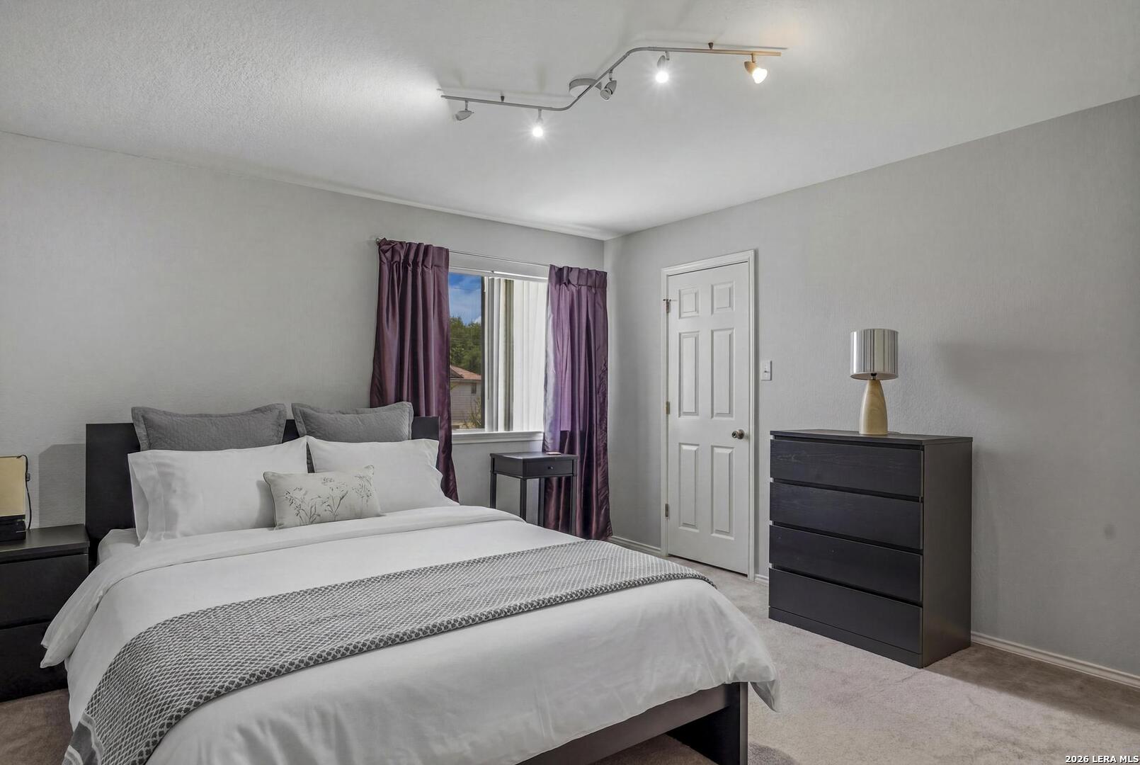 8943 Burnt Path Helotes TX 78023