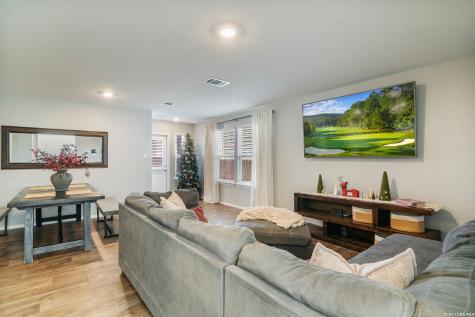 13511 Waxman Spark San Antonio TX 78252