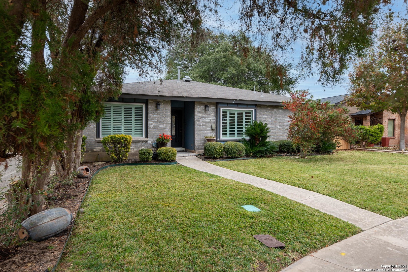 10322 Quail Meadow Street San Antonio TX 78230