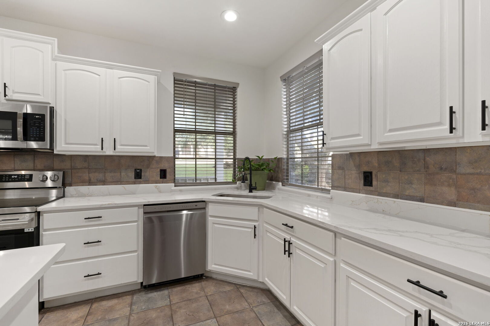 25822 Harmony Hollow San Antonio TX 78260