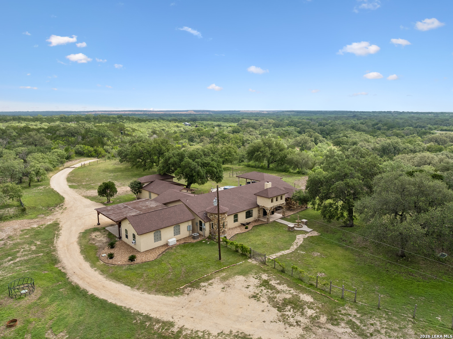 741 County Road 351 Hondo TX 78861