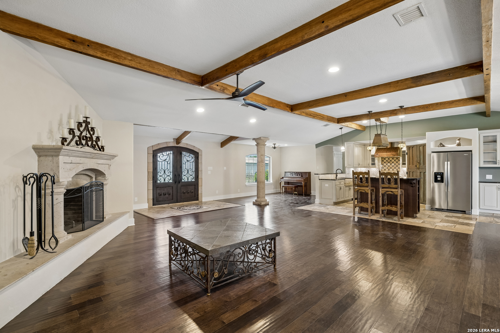 741 County Road 351 Hondo TX 78861