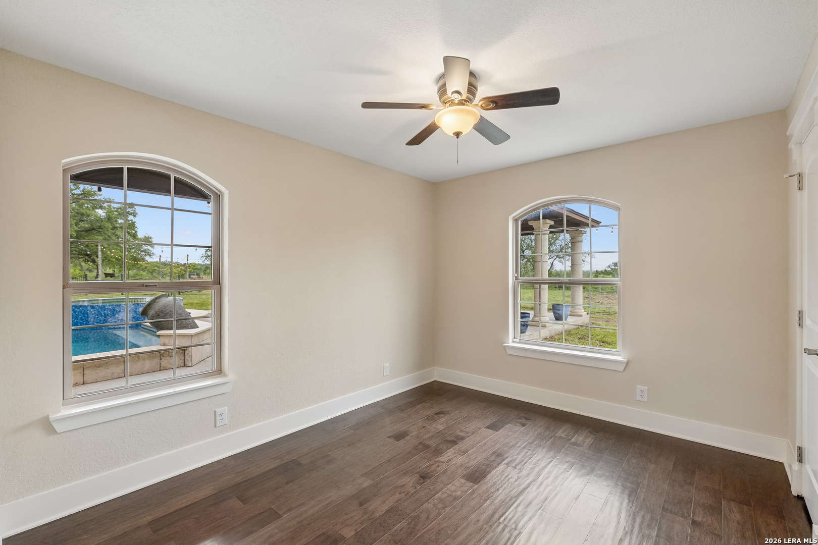 741 County Road 351 Hondo TX 78861