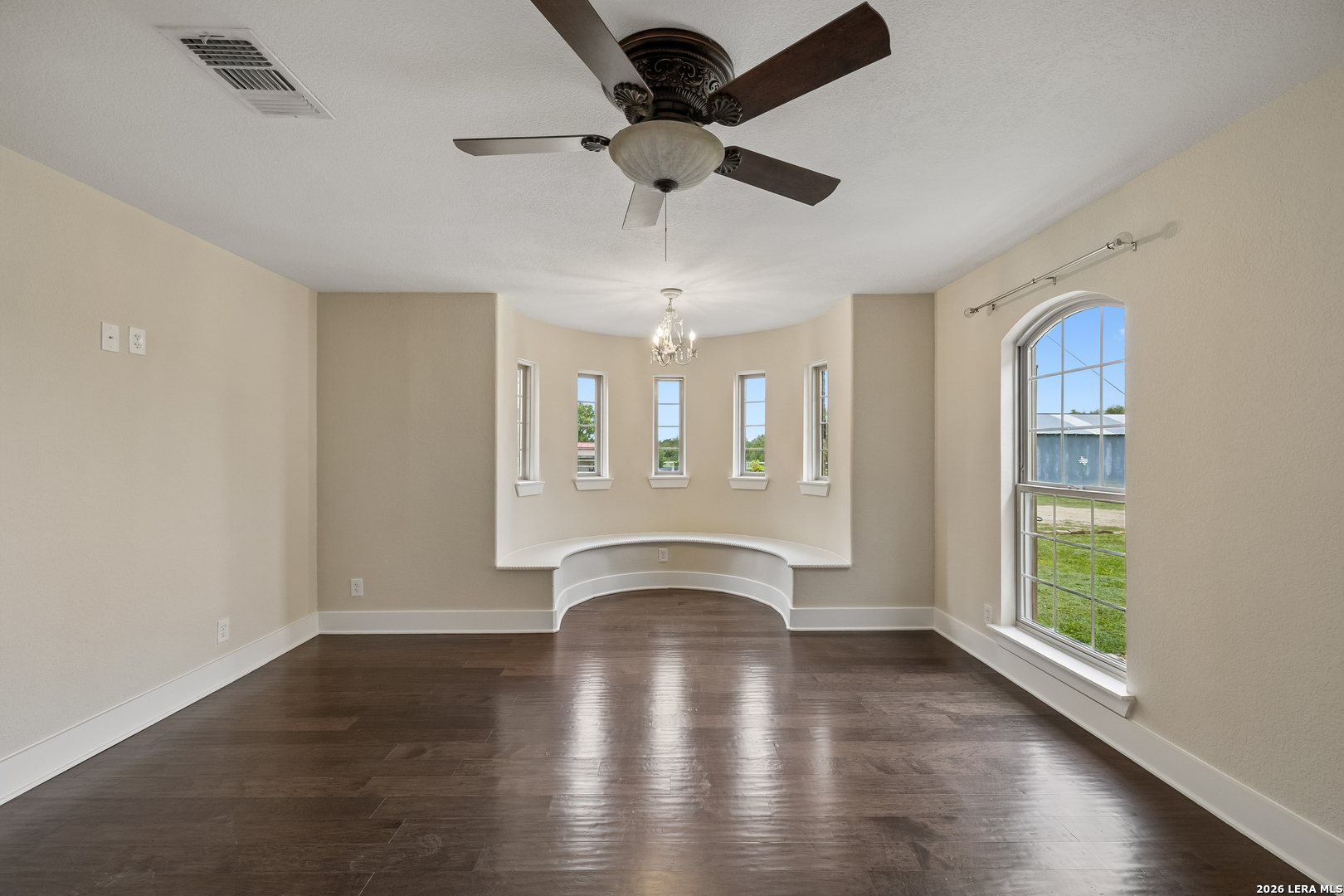 741 County Road 351 Hondo TX 78861