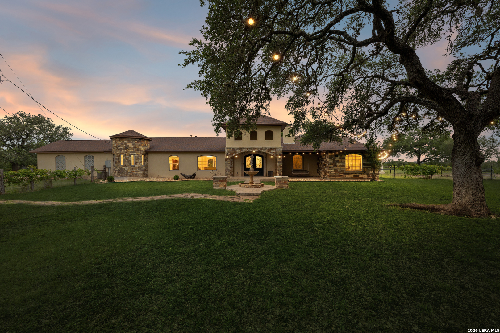 741 County Road 351 Hondo TX 78861
