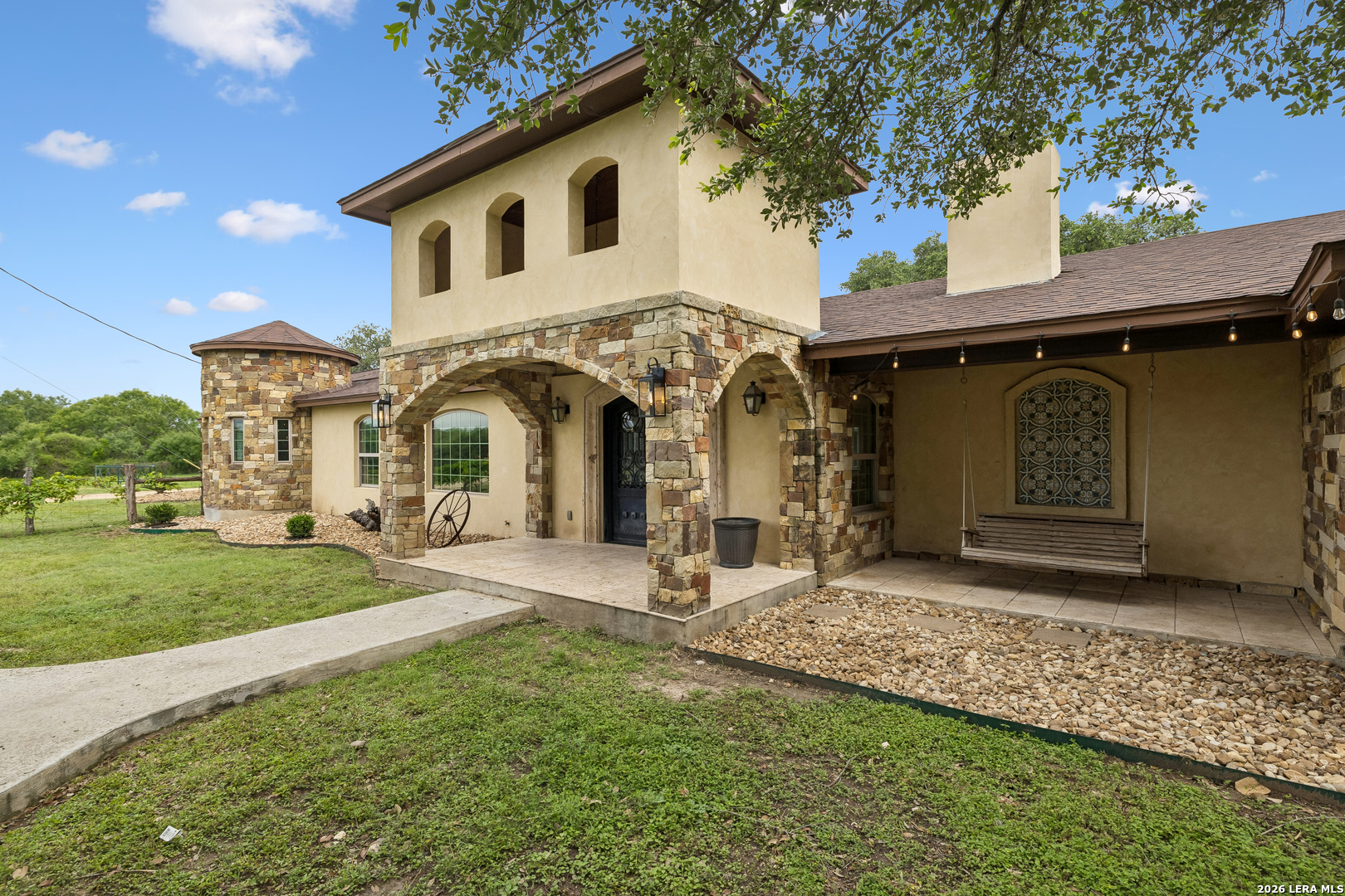 741 County Road 351 Hondo TX 78861