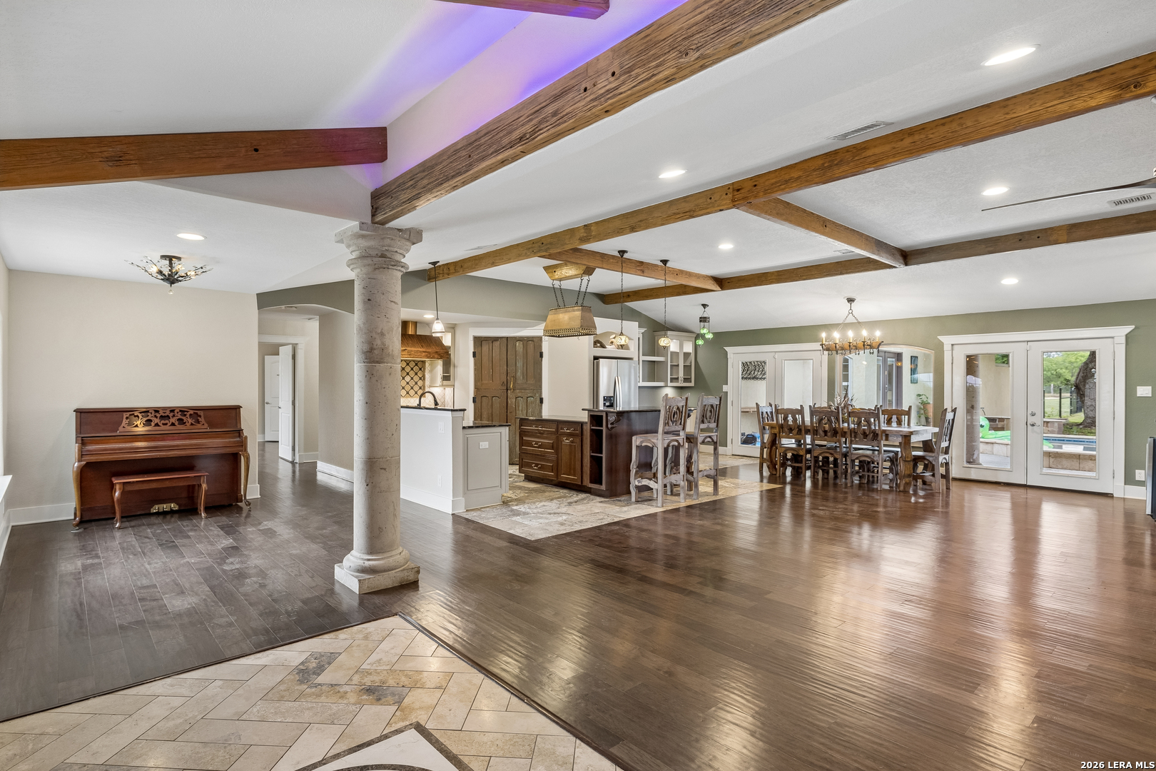 741 County Road 351 Hondo TX 78861