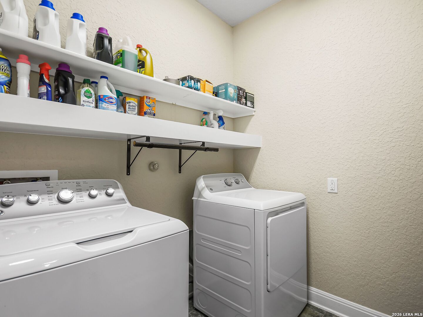 5947 Akin Place San Antonio TX 78261