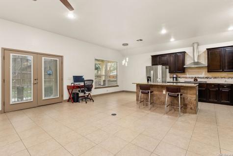1703 Nightshade San Antonio TX 78260
