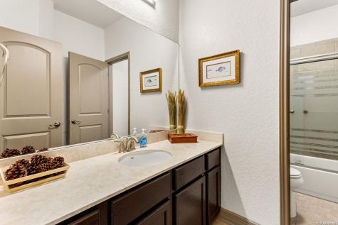 1703 Nightshade San Antonio TX 78260