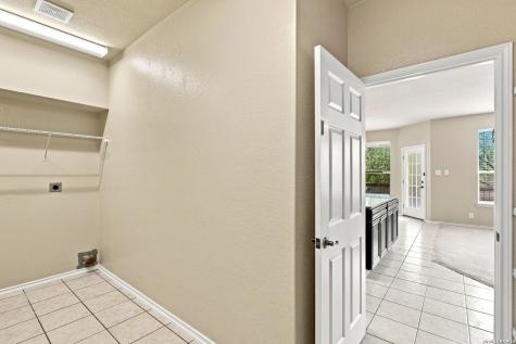 17238 Eldon Rock San Antonio TX 78247