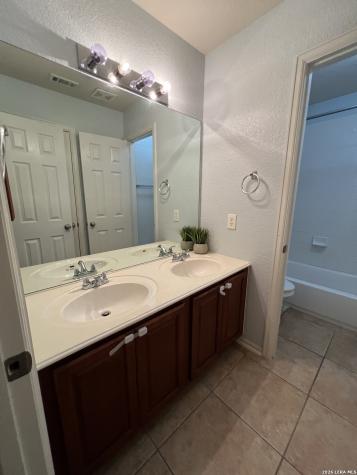 15810 Cotton Tail Lane San Antonio TX 78255