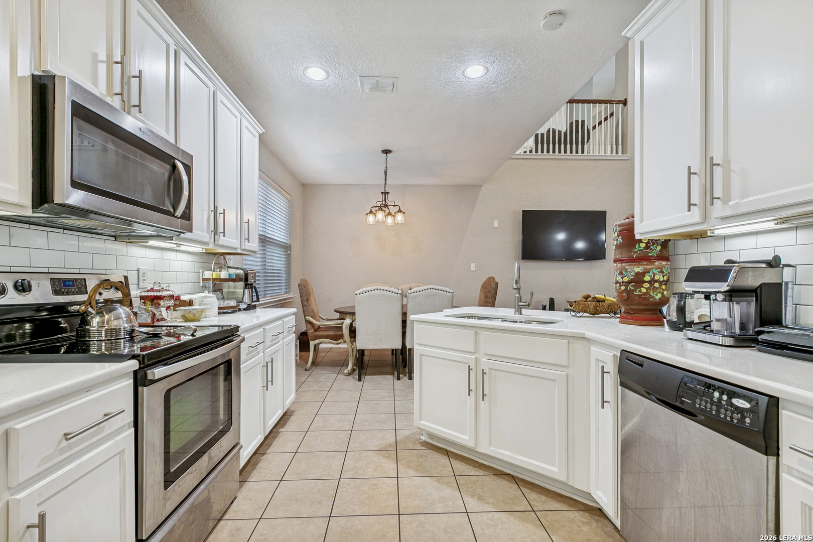 6925 Abbey Falls San Antonio TX 78249