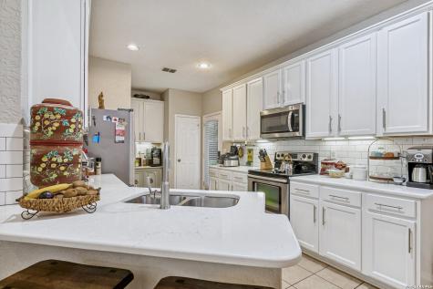 6925 Abbey Falls San Antonio TX 78249