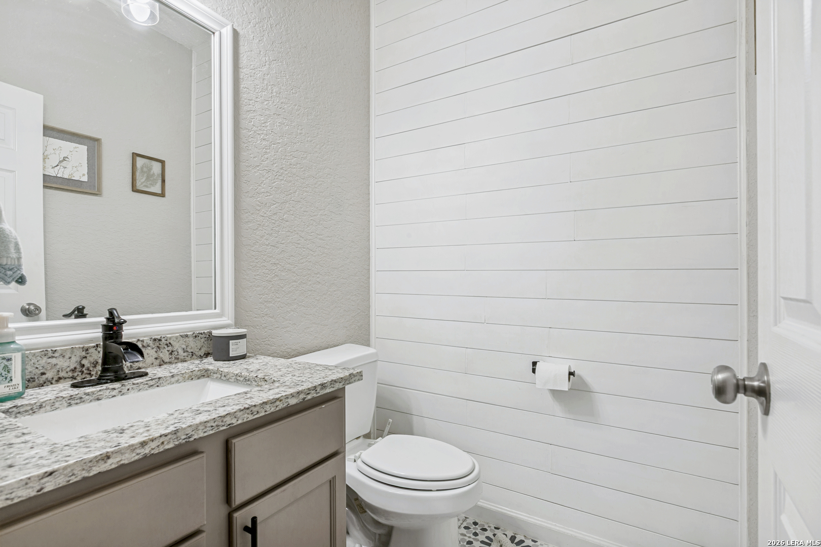 6925 Abbey Falls San Antonio TX 78249
