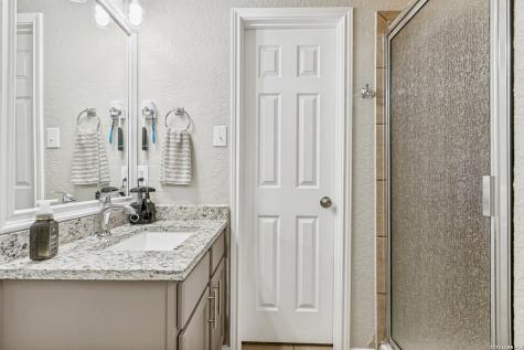 6925 Abbey Falls San Antonio TX 78249