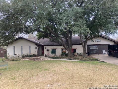380 Mustang Circle San Antonio TX 78232