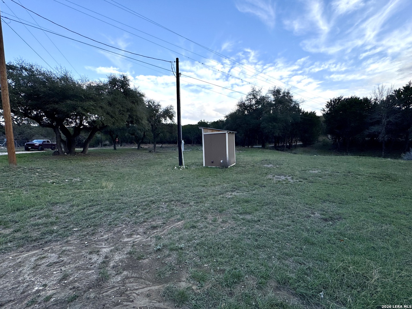 406 Kruse Loop Lakehills TX 78063