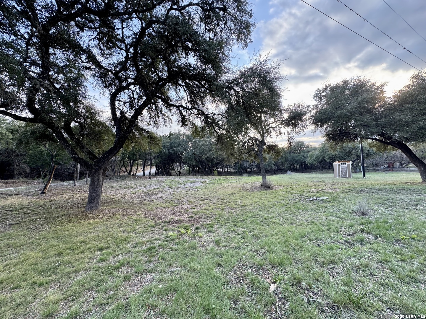 406 Kruse Loop Lakehills TX 78063