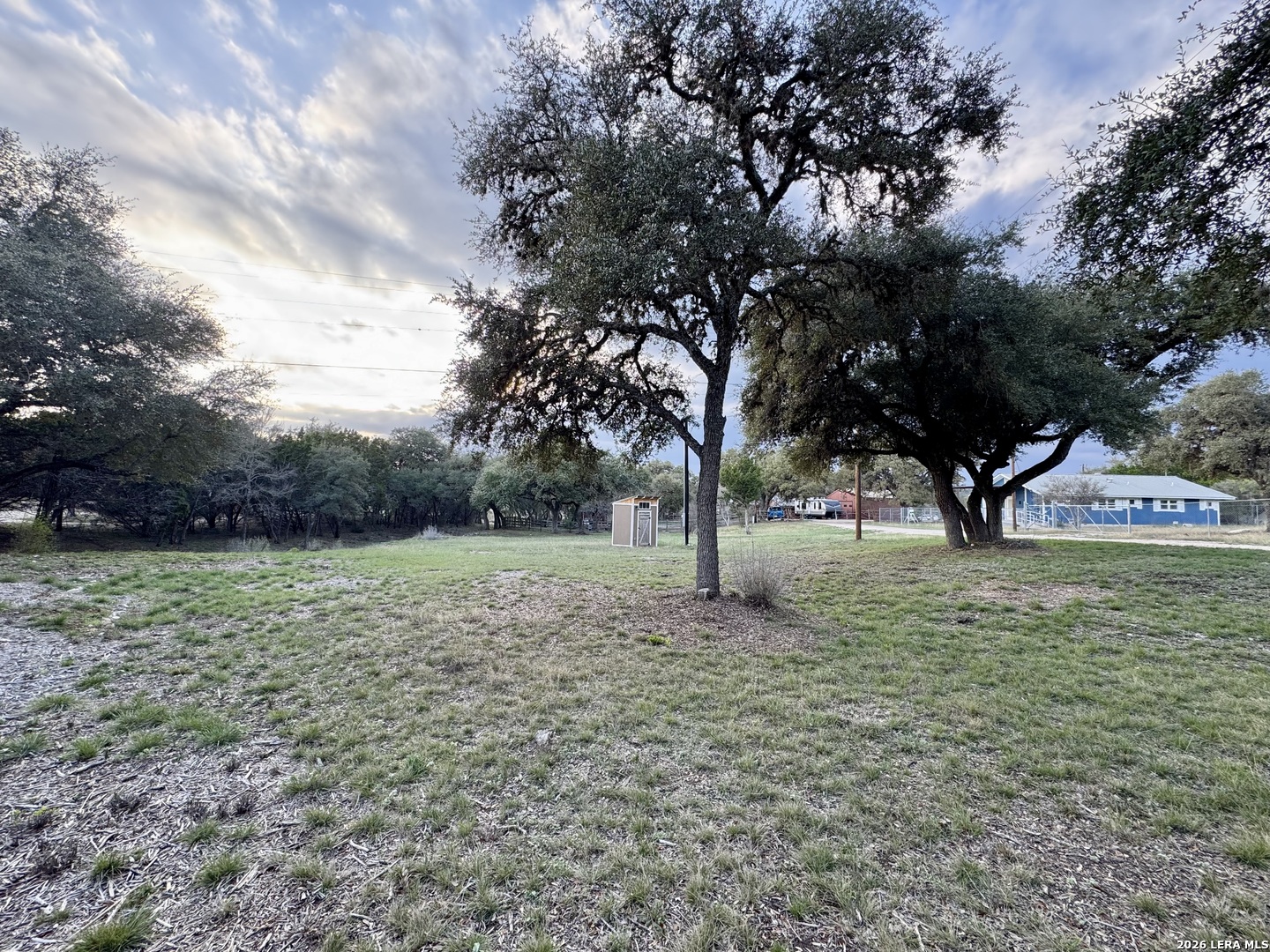 406 Kruse Loop Lakehills TX 78063