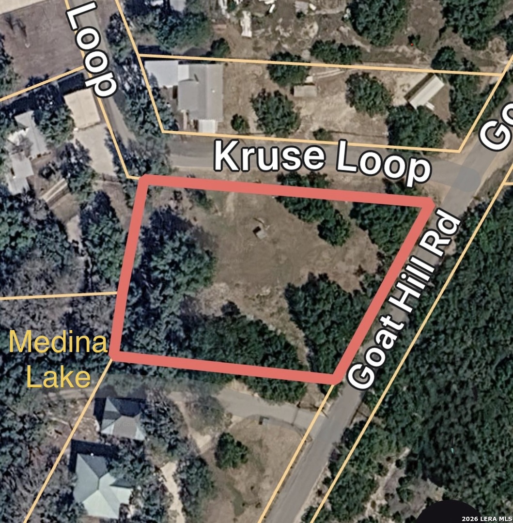406 Kruse Loop Lakehills TX 78063