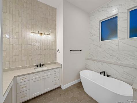 775 Maximino Ridge Bulverde TX 78163