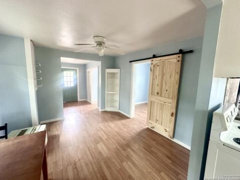 104 S 2nd Street Stockdale TX 78160