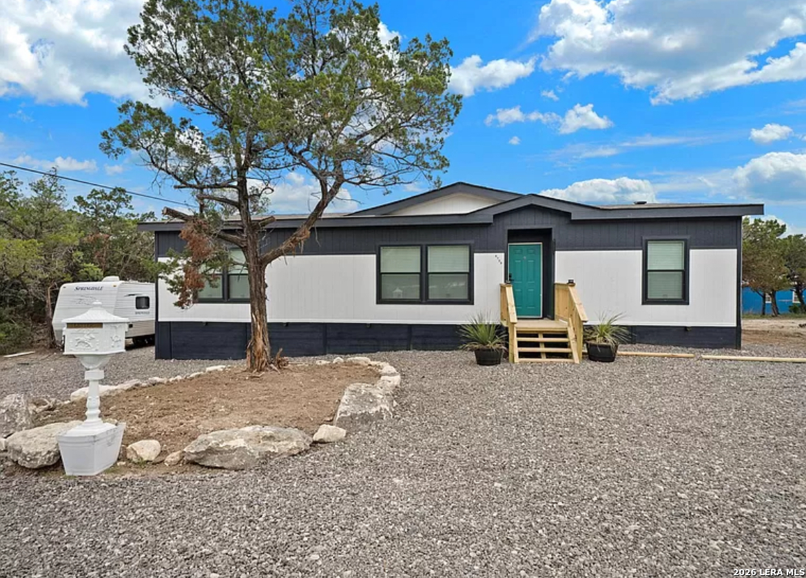 6739 Whartons Dock Road Bandera TX 78003