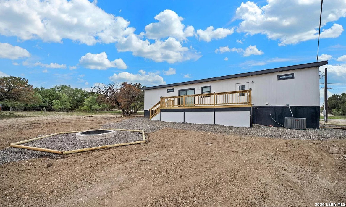 6739 Whartons Dock Road Bandera TX 78003