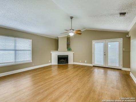 9517 Autumn Shade San Antonio TX 78254