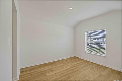 3423 Warlow Branch San Antonio TX 78109