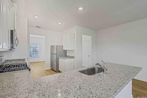 3423 Warlow Branch San Antonio TX 78109