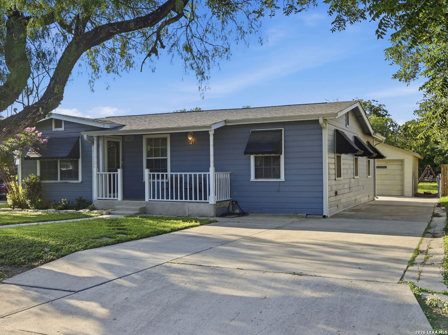 663 W Pyron Avenue San Antonio TX 78221