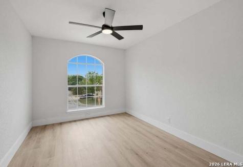 10242 Sandyglen San Antonio TX 78240
