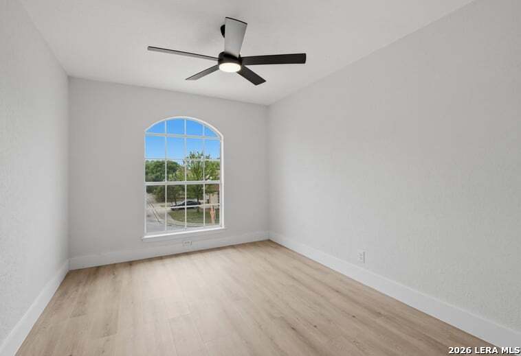 10242 Sandyglen San Antonio TX 78240