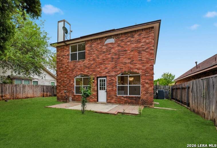 10242 Sandyglen San Antonio TX 78240