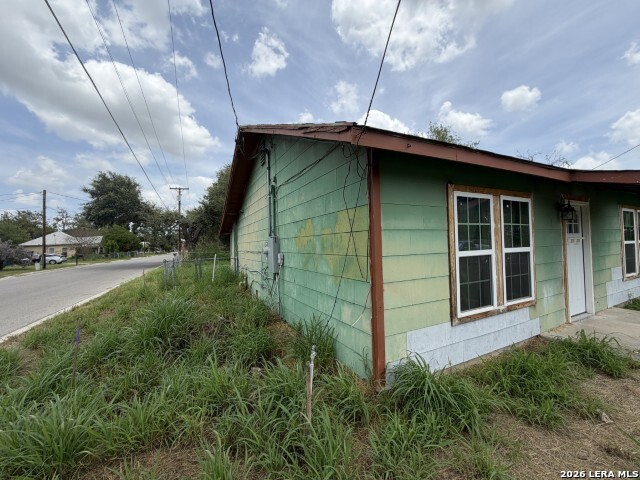 244 Fount Street Pleasanton TX 78064