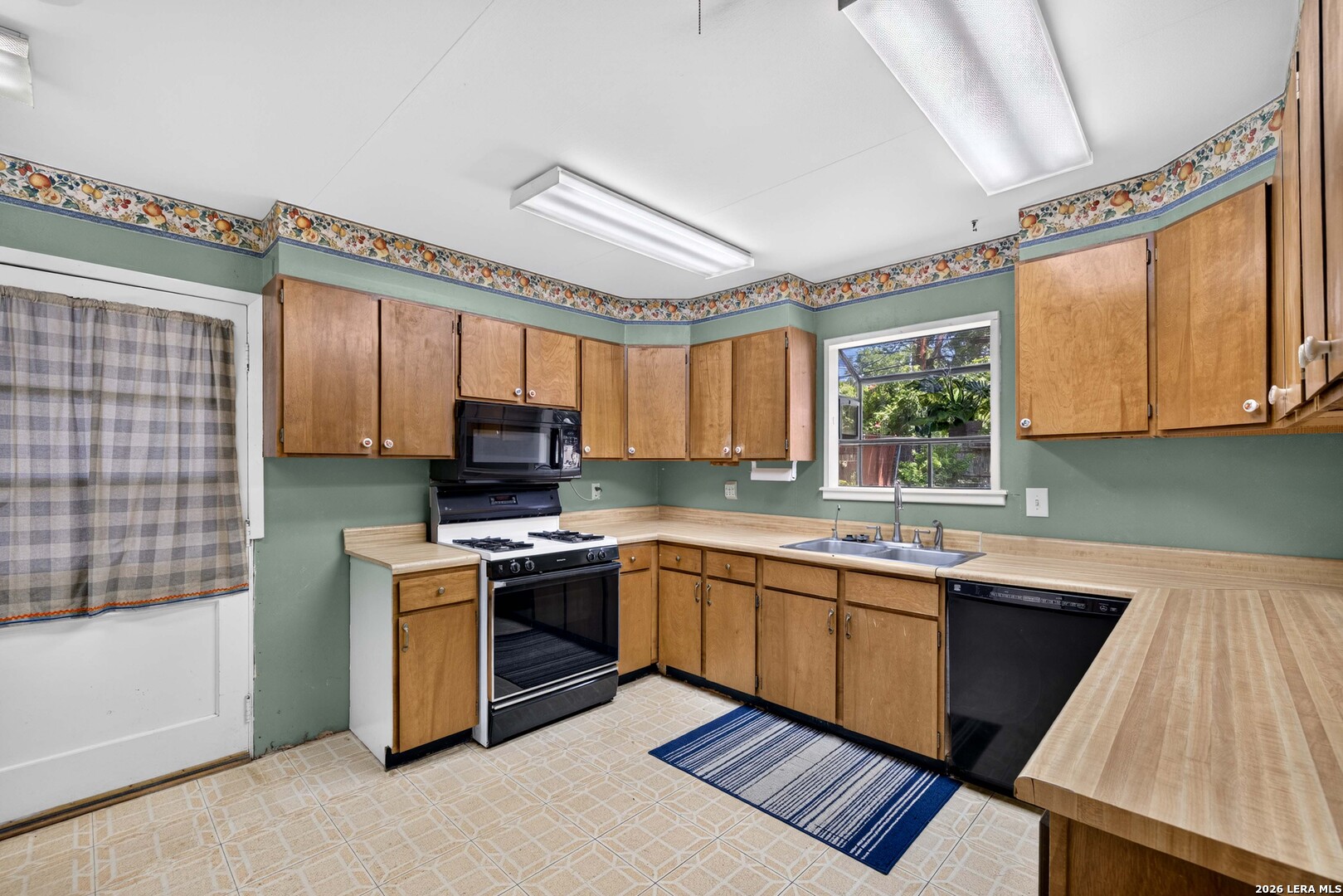 555 Dawnview San Antonio TX 78213