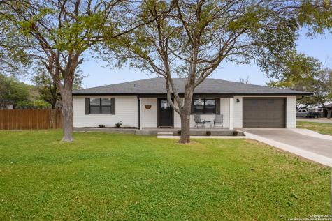 600 Liveoak Drive Johnson City TX 78636