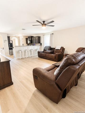6715 Rosenthal Pass San Antonio TX 78252