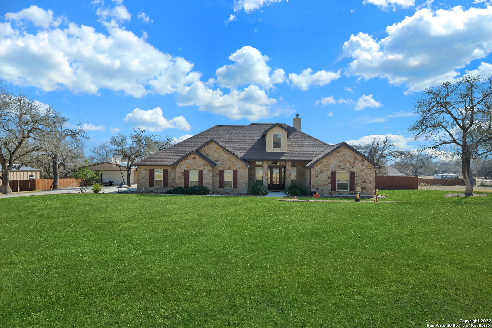 133 Eden Crossing Adkins TX 78101