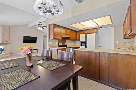 7019 Scottswood San Antonio TX 78239