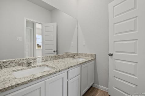 10111 Carnelian Cove San Antonio TX 78245